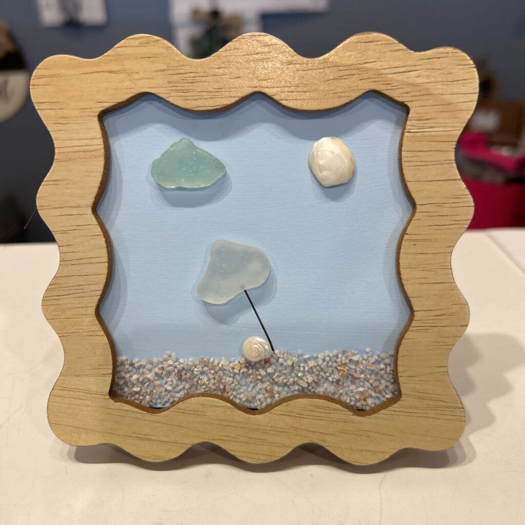 Beach Glass 4x4 frame, wavy frame w/ beach umbrella