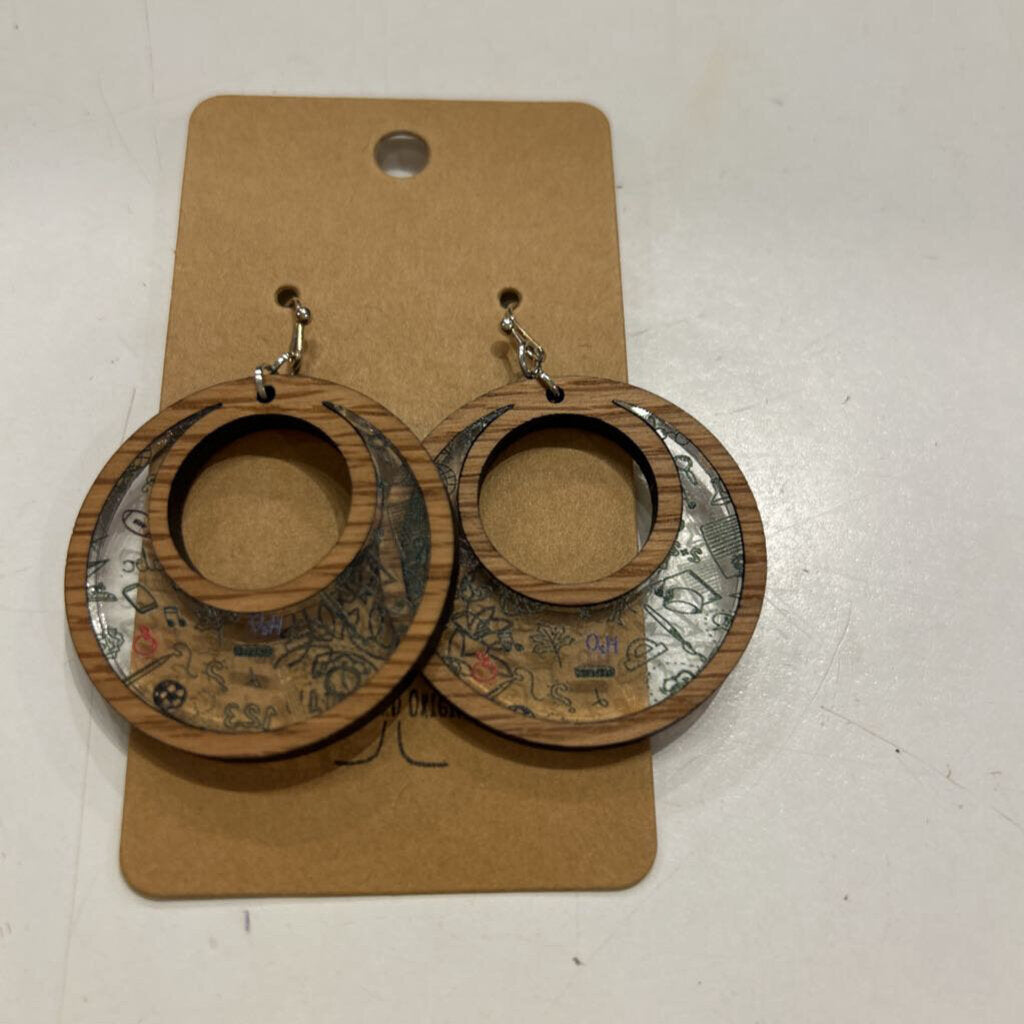 Teacher Circle Inlay Earring
