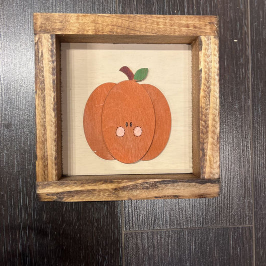 Pumpkin Friend Mini