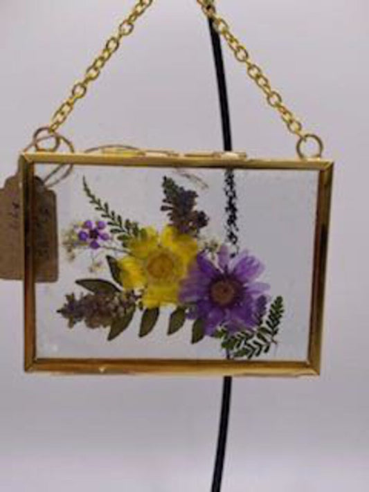 Gold Horizontal Dried Flower Frame Prpl/Ylw/Wht