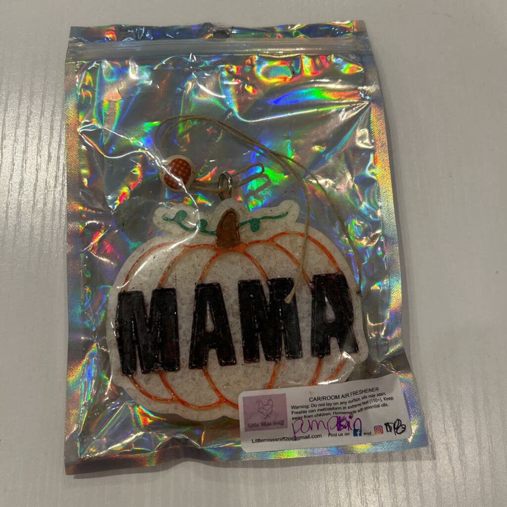 Pumpkin Mama Car Freshie