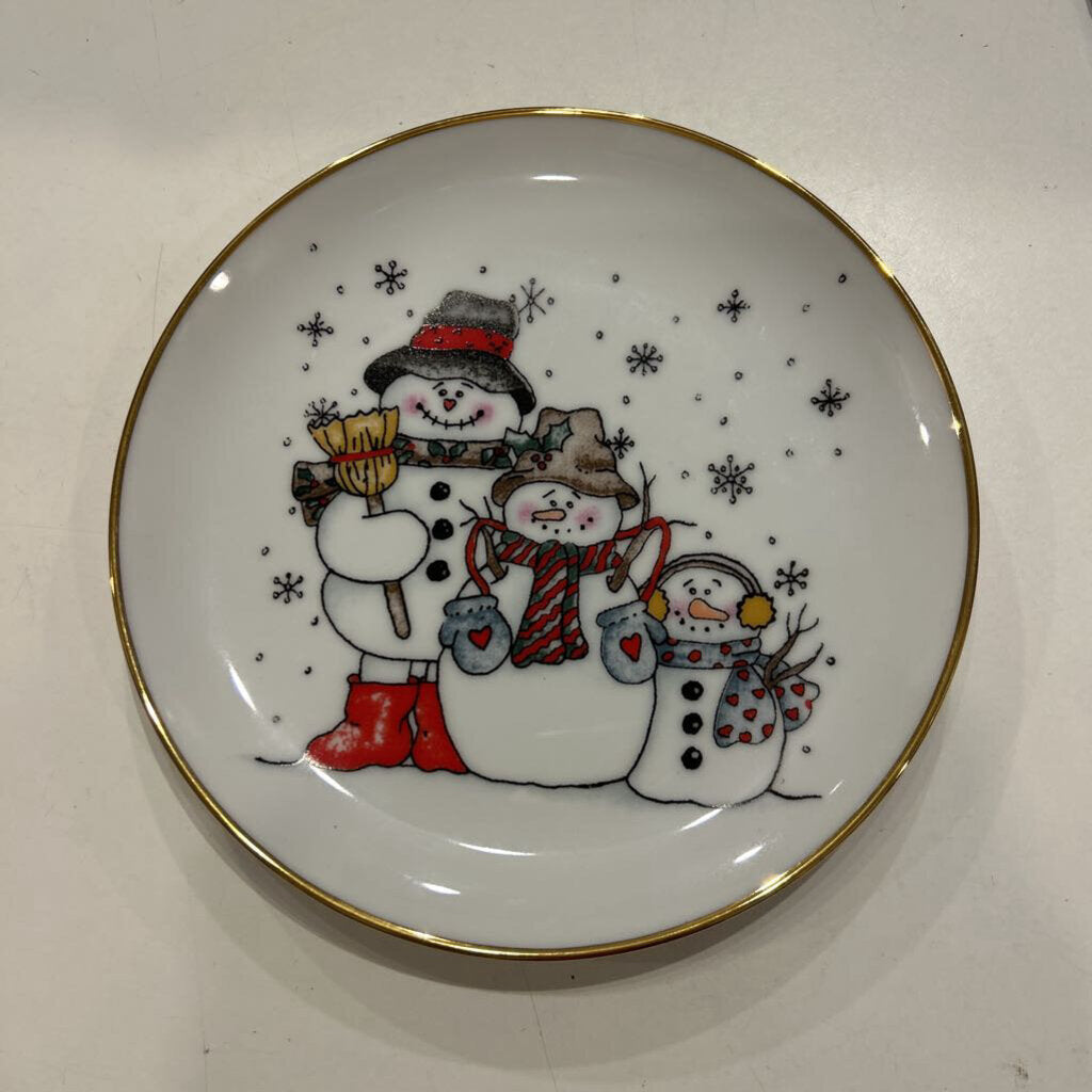 #153 Cookie Plate-Snowman Family-Food Safe