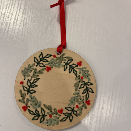 6in Christmas Hand Embroidered Wreath