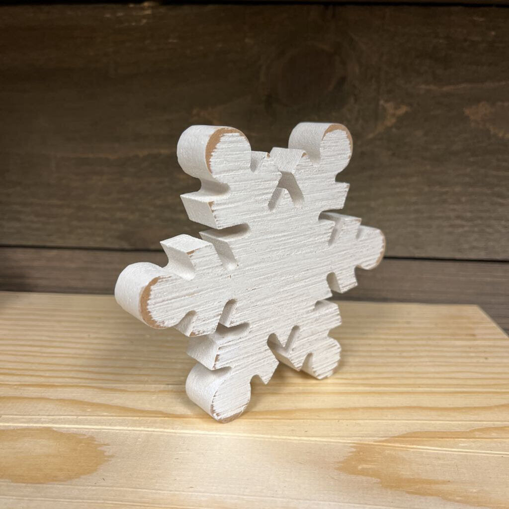 Chunky Rounded Snowflake Sitter