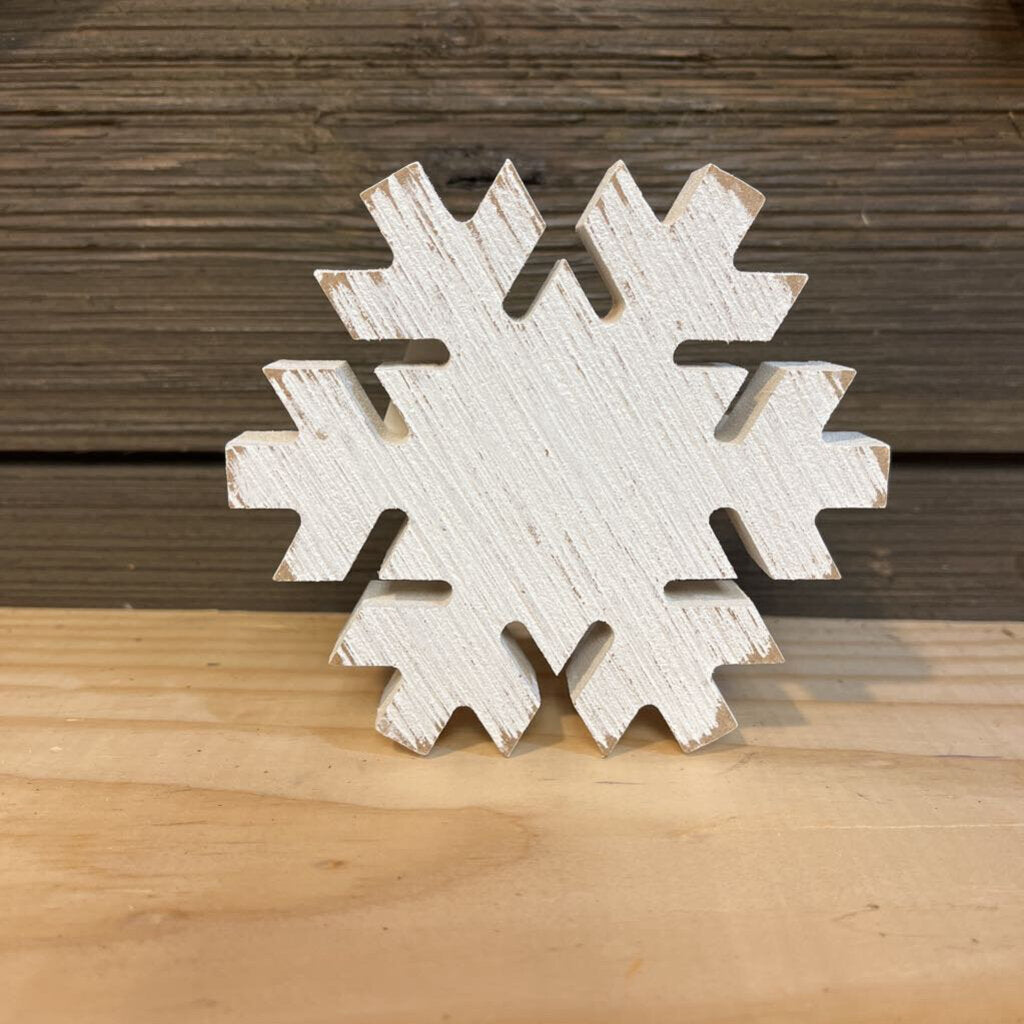 Chunky Squared Snowflake Sitter