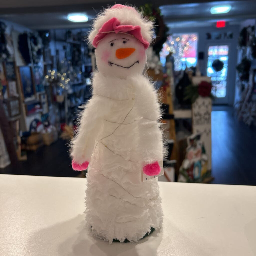 Snow Lady Lighted w/ Pink Hat