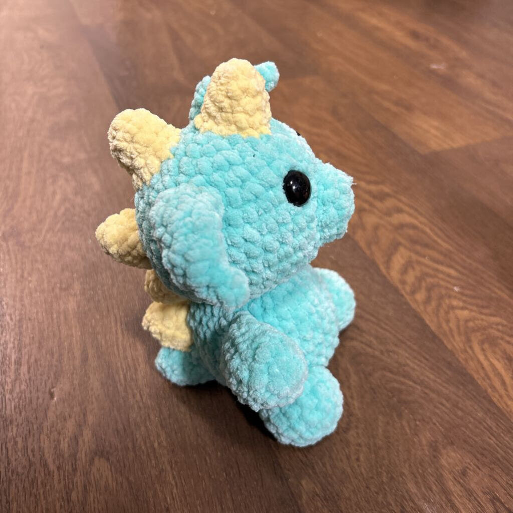 crochet dino