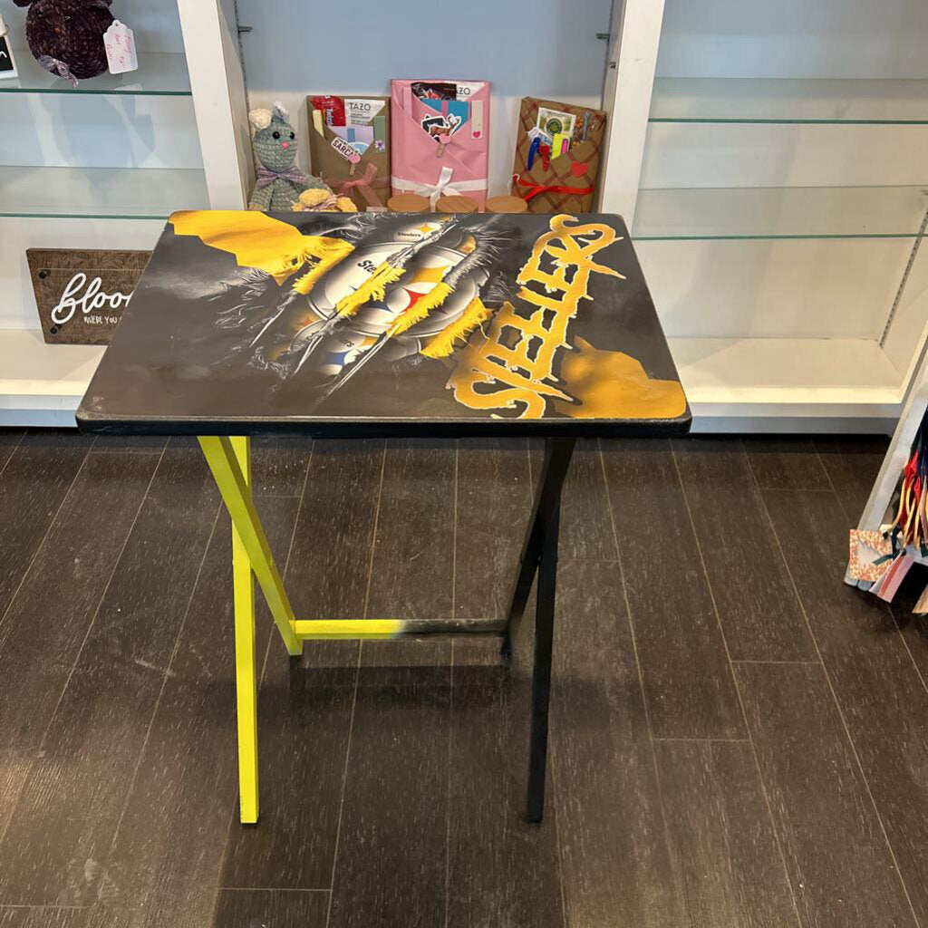 Pittsburgh Steelers Claw TV Tray