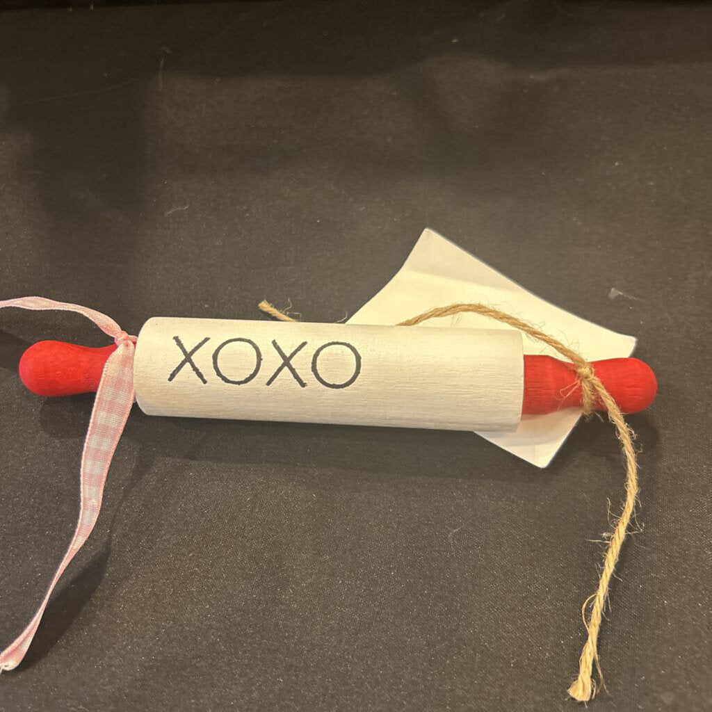 VDay XOXO Rolling Pin