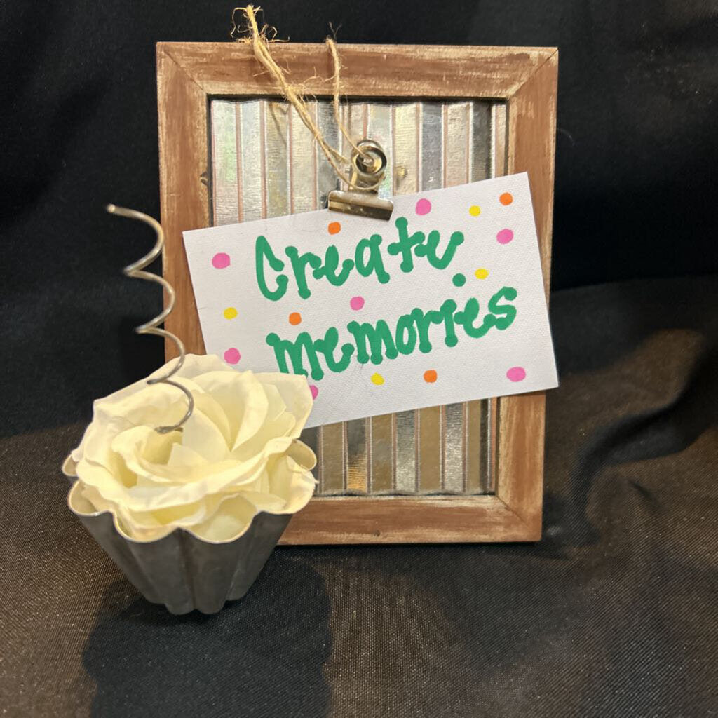 Vintage tart tin, spring cupcake with frame