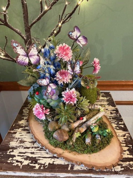 Vegetation Owl Wood Planter