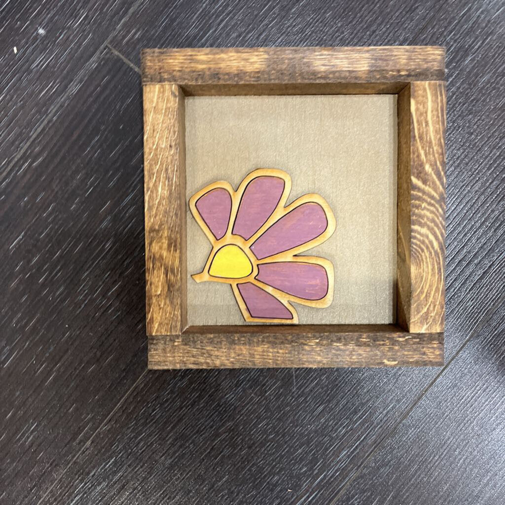 Tan Plum Corner Floral Mini