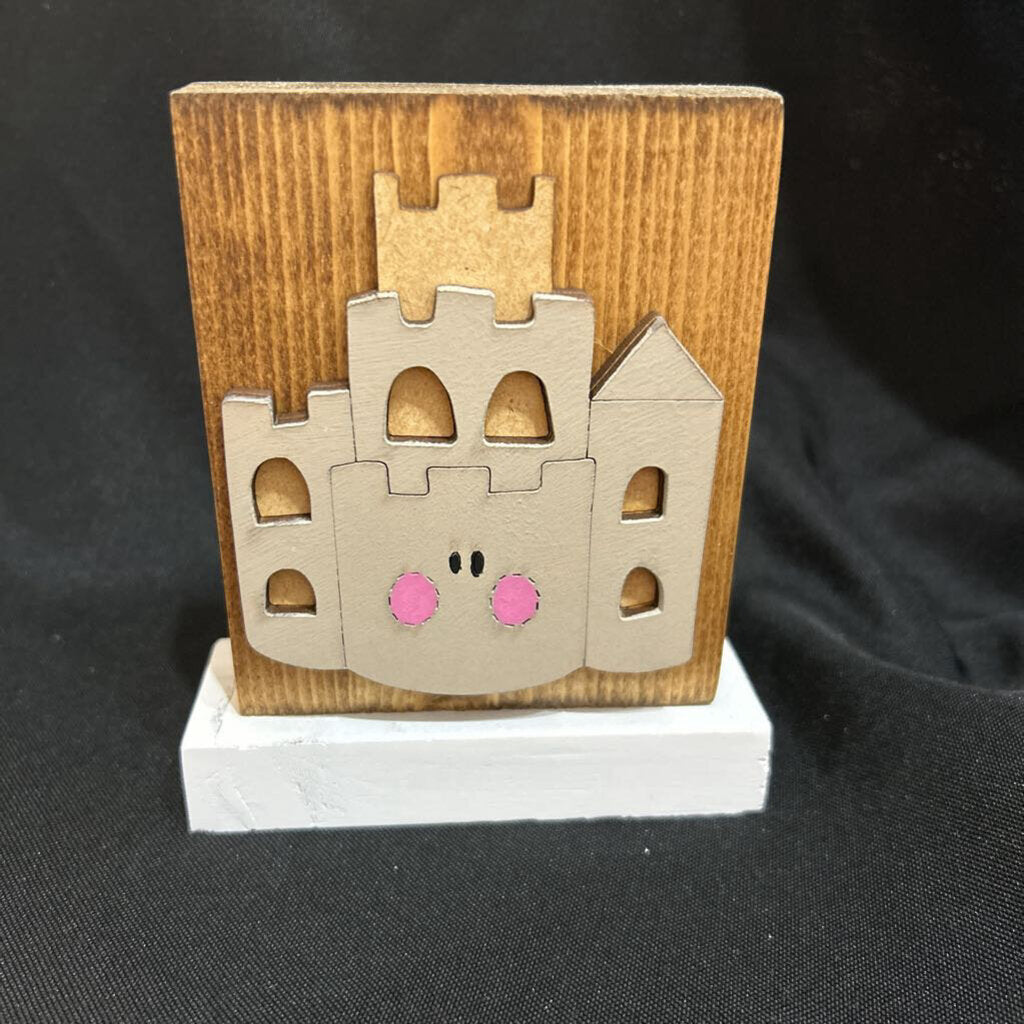 Sandcastle Shelf Stand