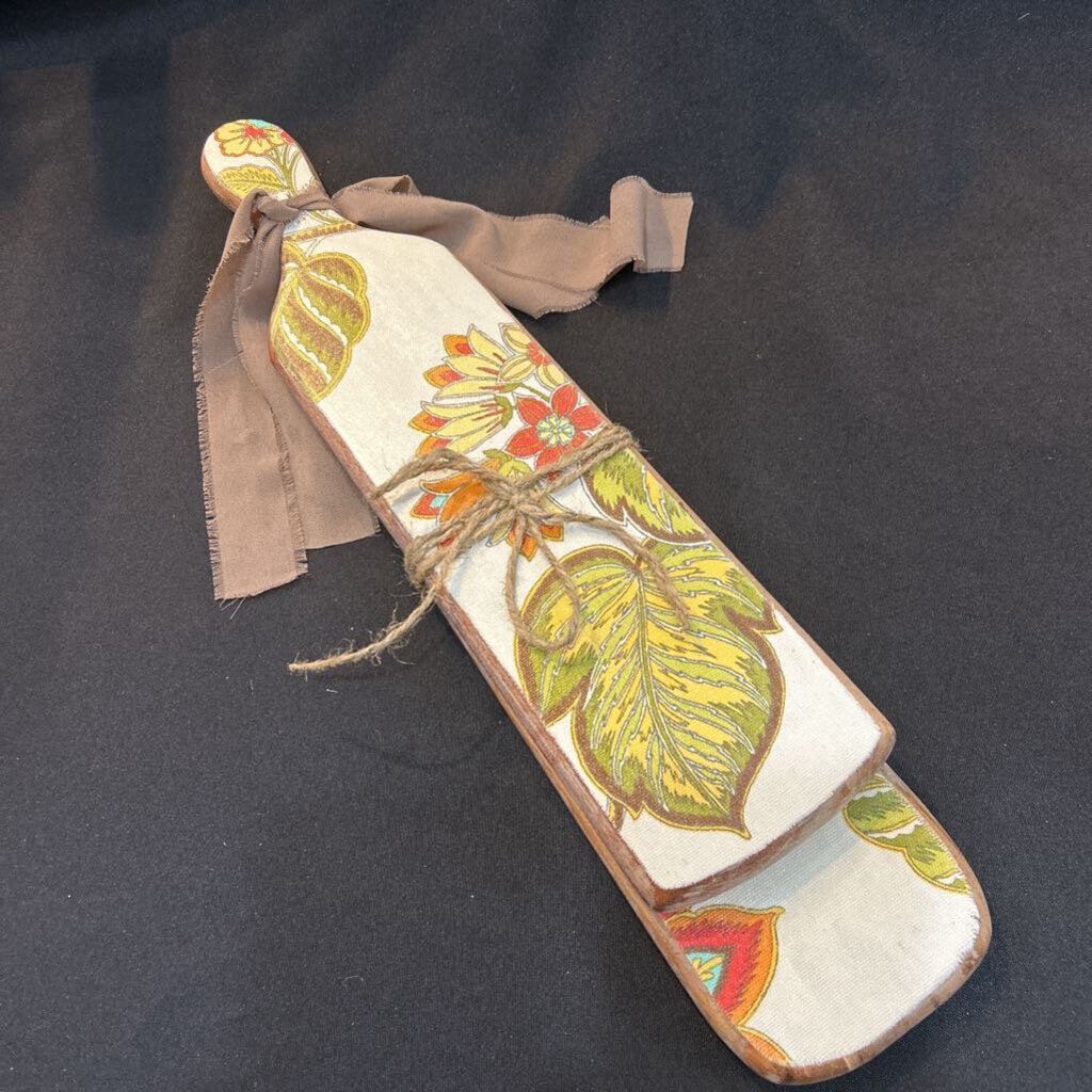 Cream Serving Board Set