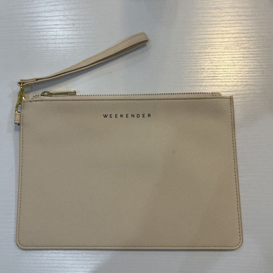 Weekender Wristlet