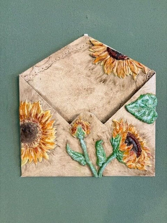 Wall Envelope with Daisies #12