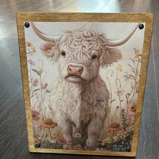 Baby Highland Cow (9x11 w/ stand)