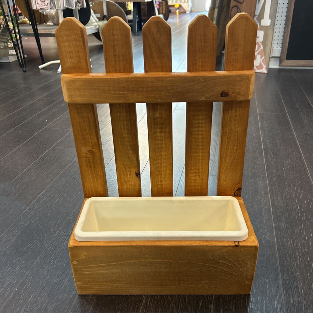 Picket Planter