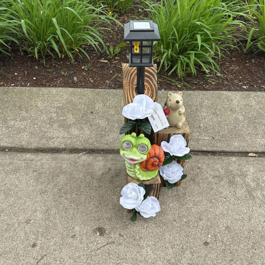 Snail w/ Hedge Hog Solar Light
