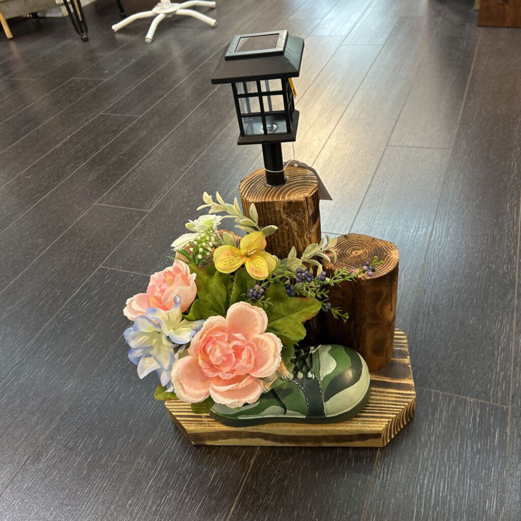 Shoe Planter Solar Light
