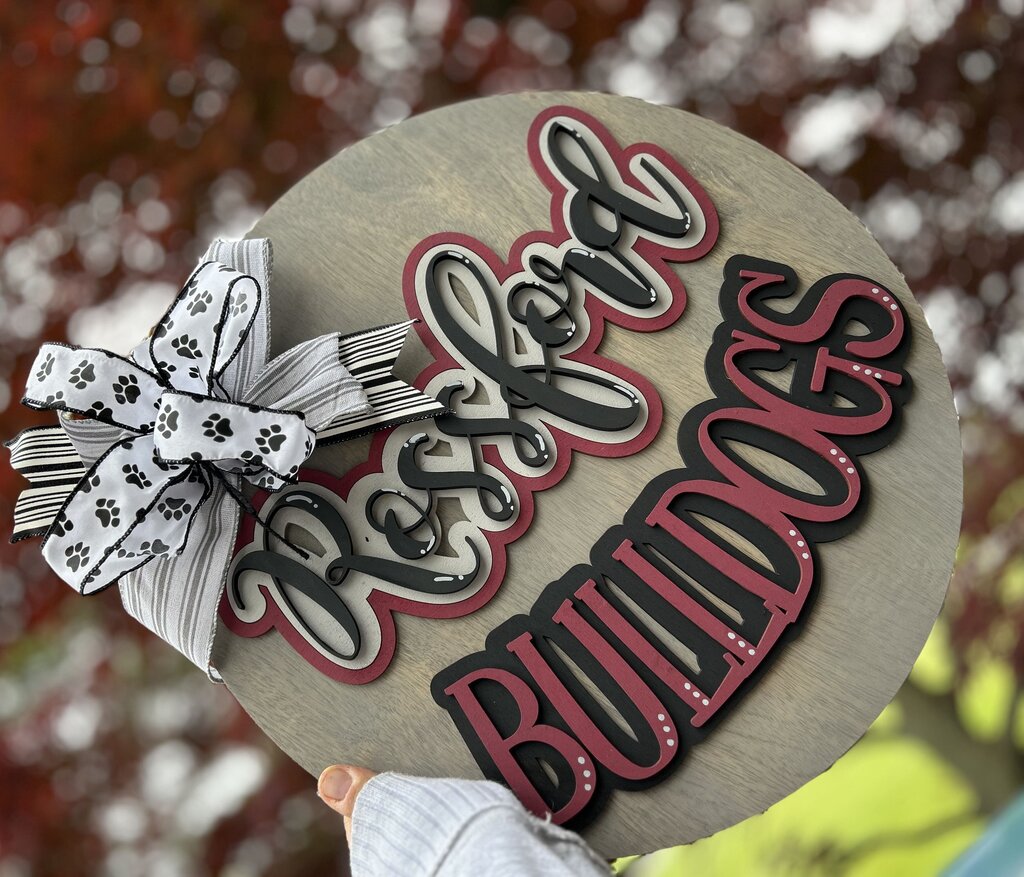 Layered Bulldog Pride Round