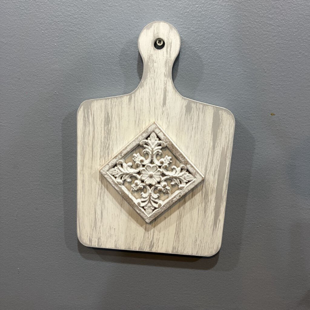 Farmhouse Cutting Board