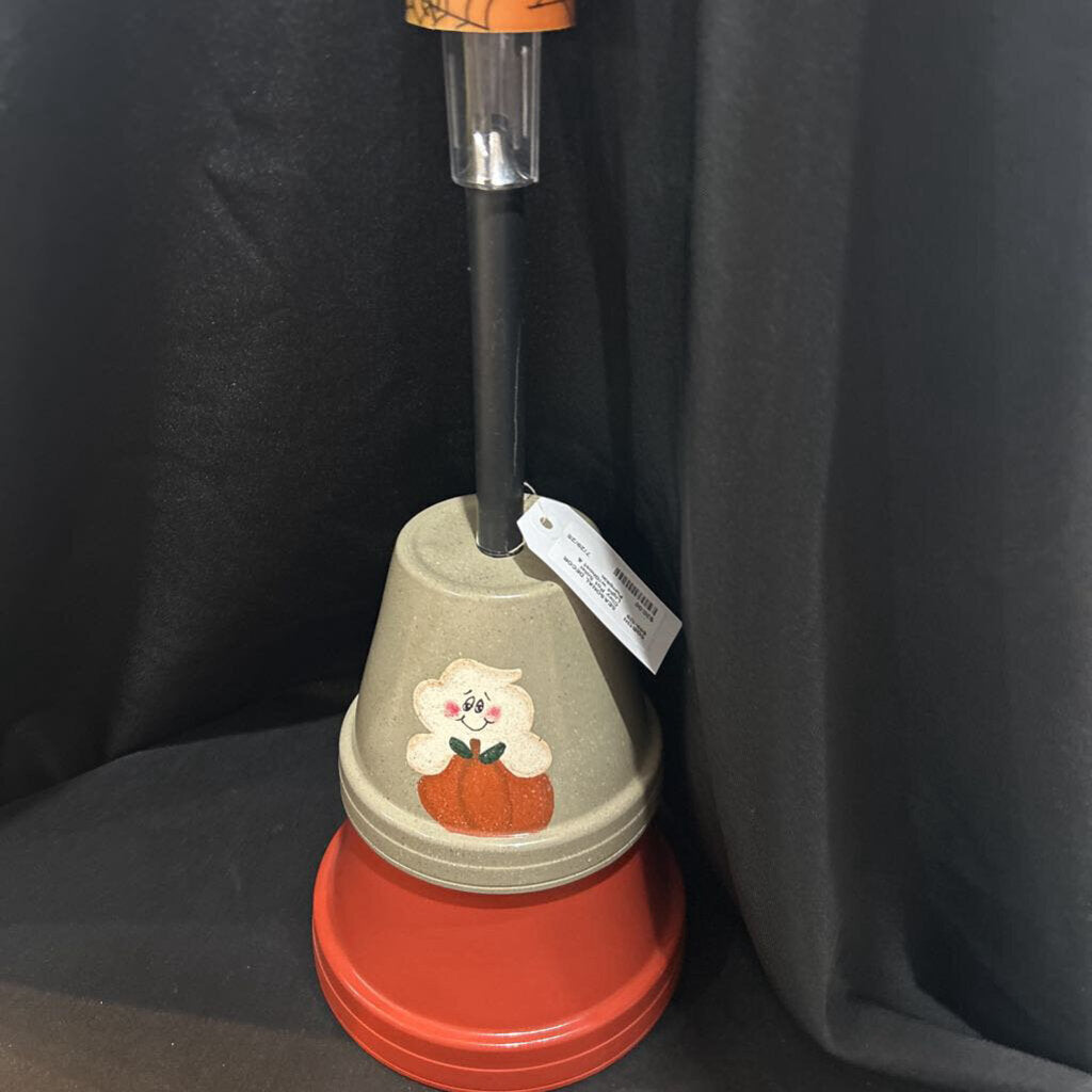 Clay Pot Solar Light w/Ghost & Pumpkin