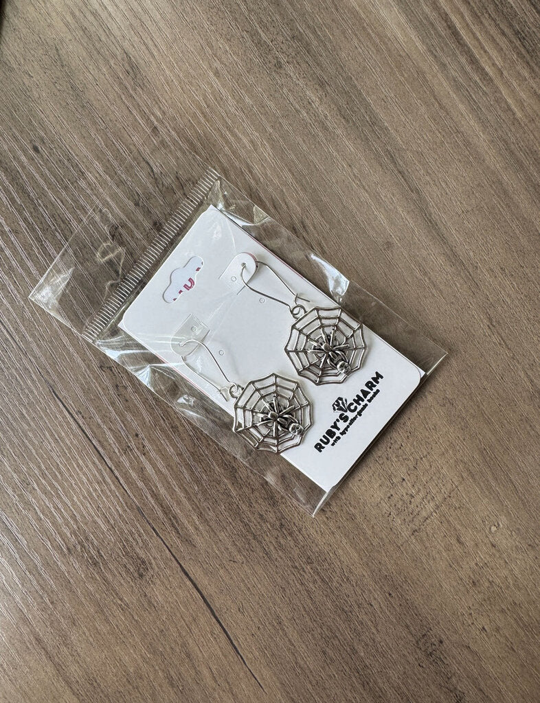 Dangle Earring-Round Spider Web