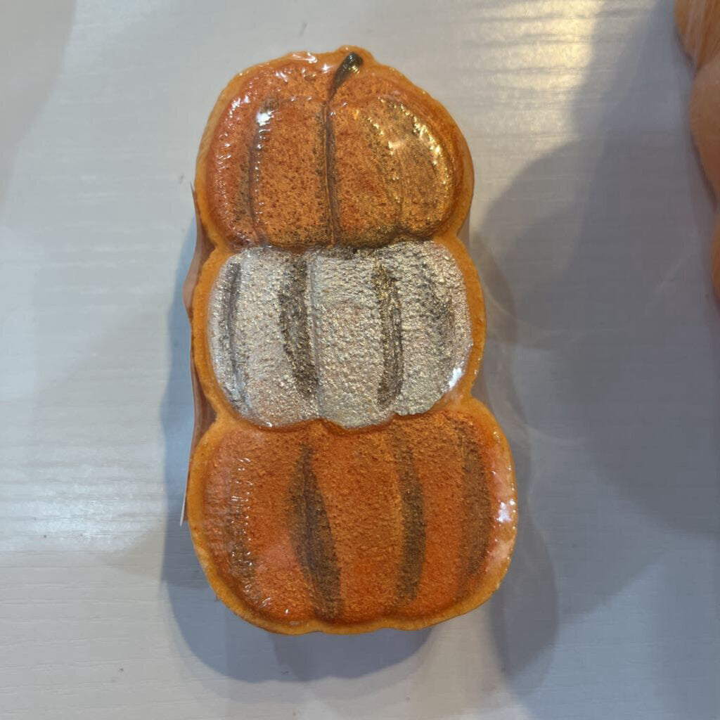 Pumpkin Stack Bath Bomb