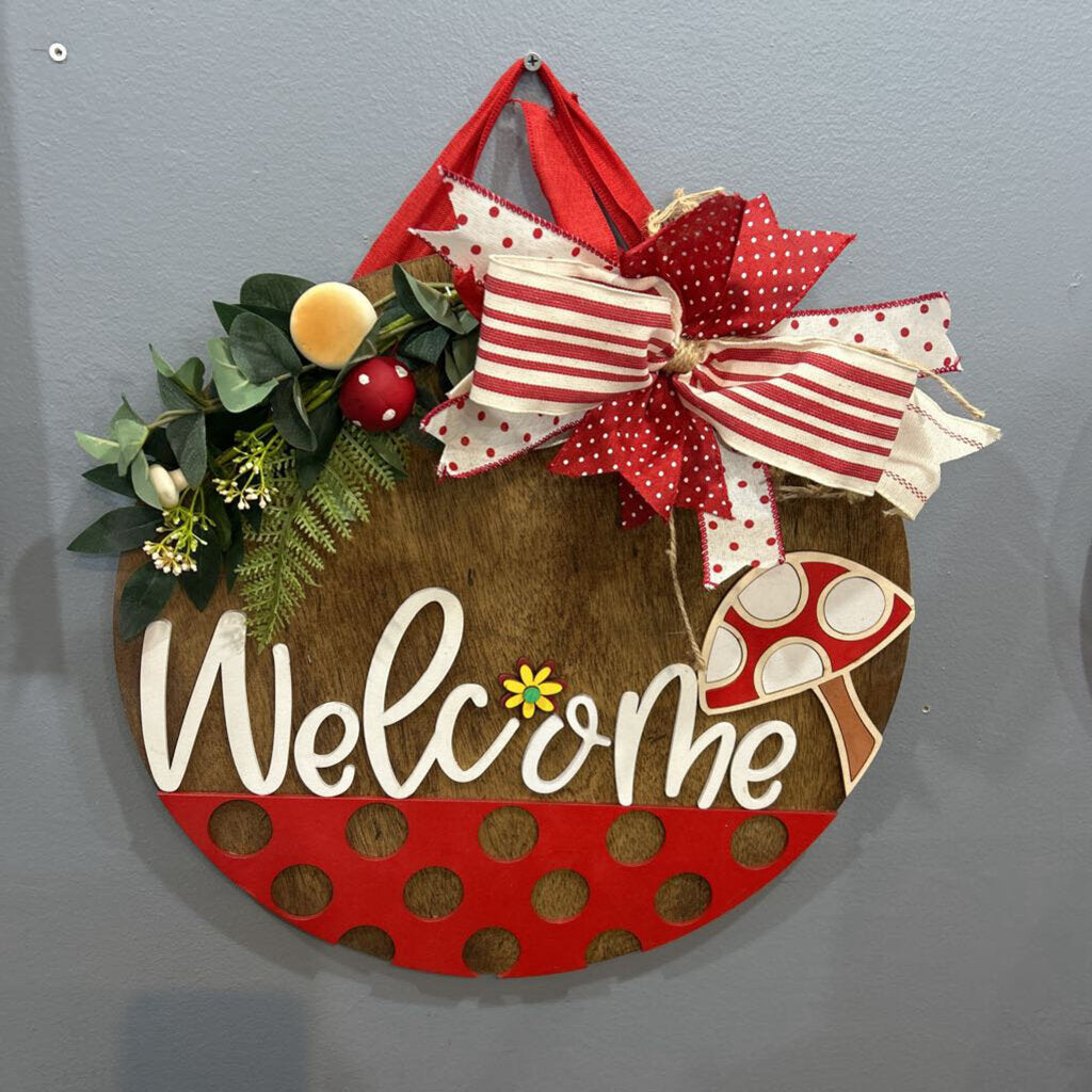 Mushroom Welcome Round 18in