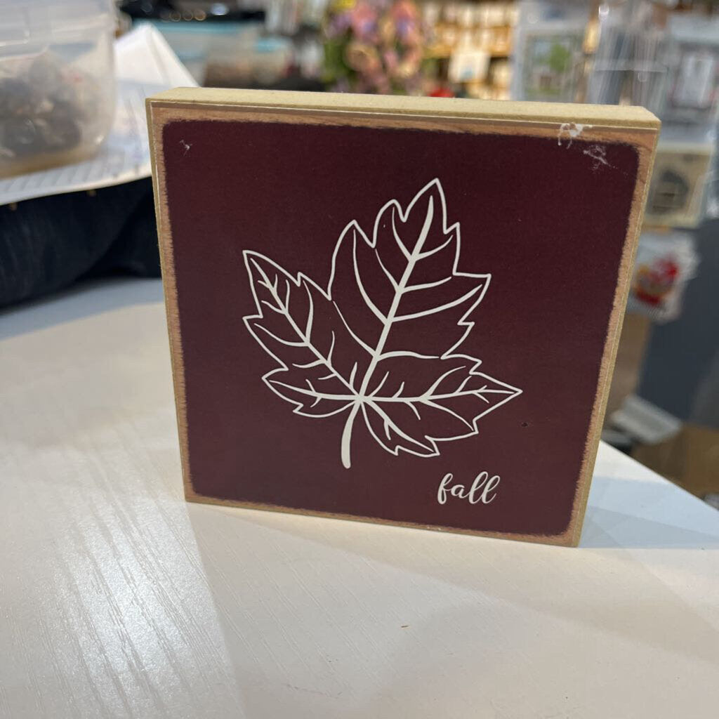 Wood Sign Fall w/Leaf