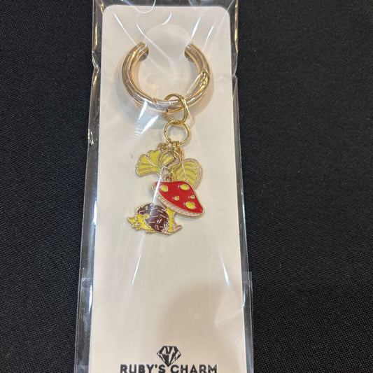 Hedgehog w/Ylw Leaves 1-Ring Charm Keychain