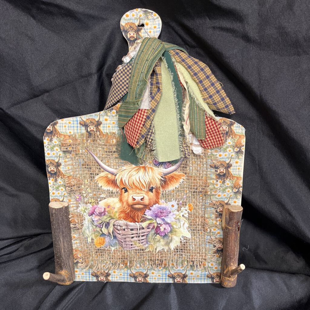 Large Breadboard Highland Cow