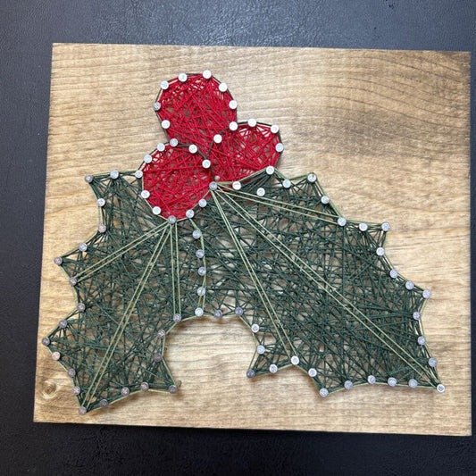 String Art Holly Leaf