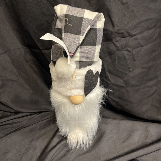 Buffalo Check Gnome