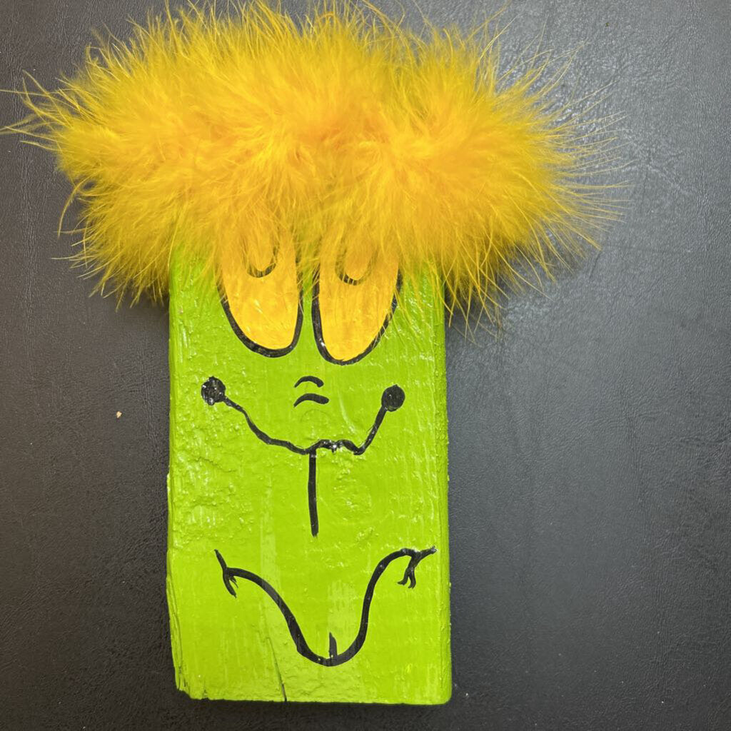 Wood Grinch Block yellow hair