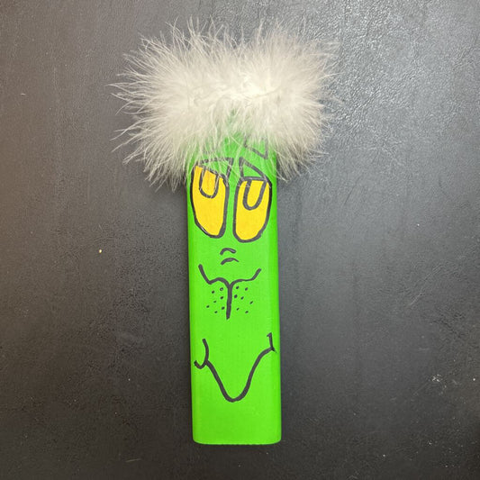 Thin Wood Grinch white hair