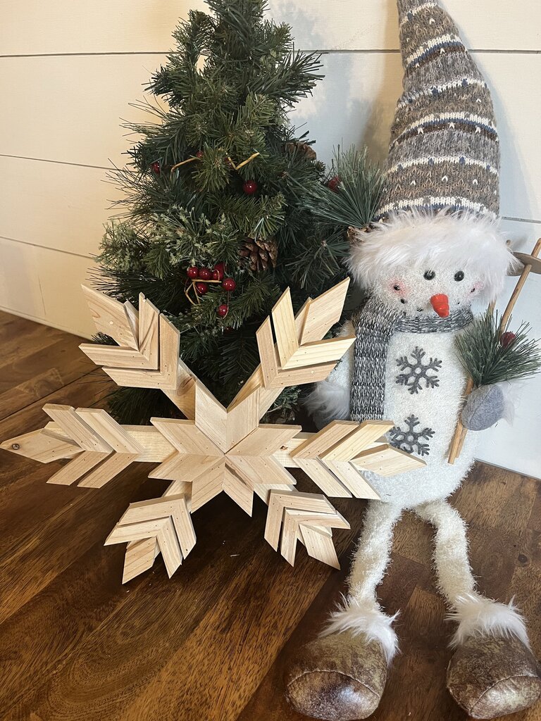 Natural Small Double Chevron Snowflake