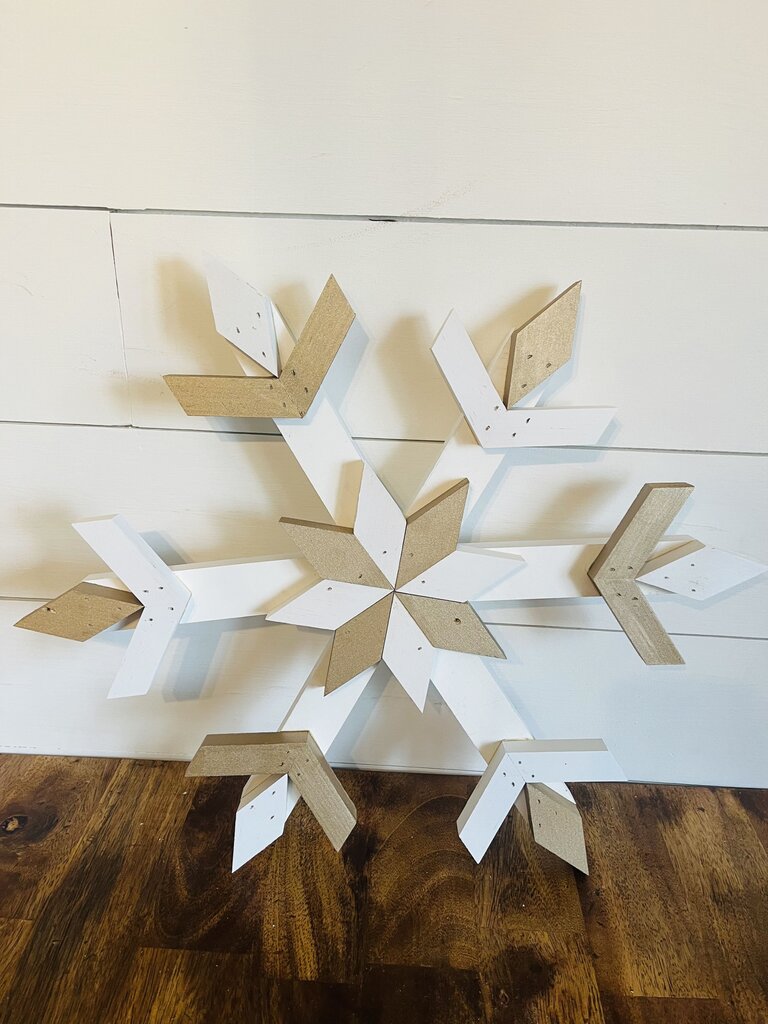 Gold/White Snowflake
