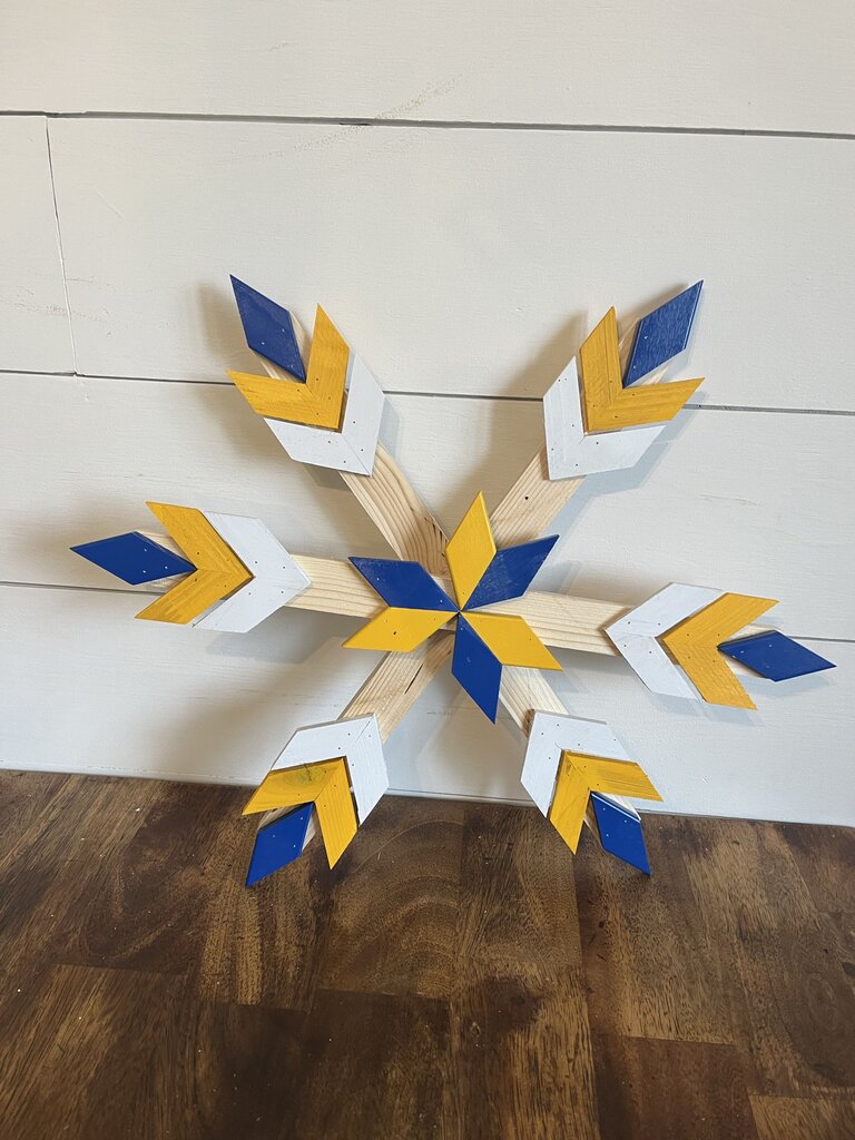 Blue/Yellow/White Double Chevron Snowflake 6pt Center