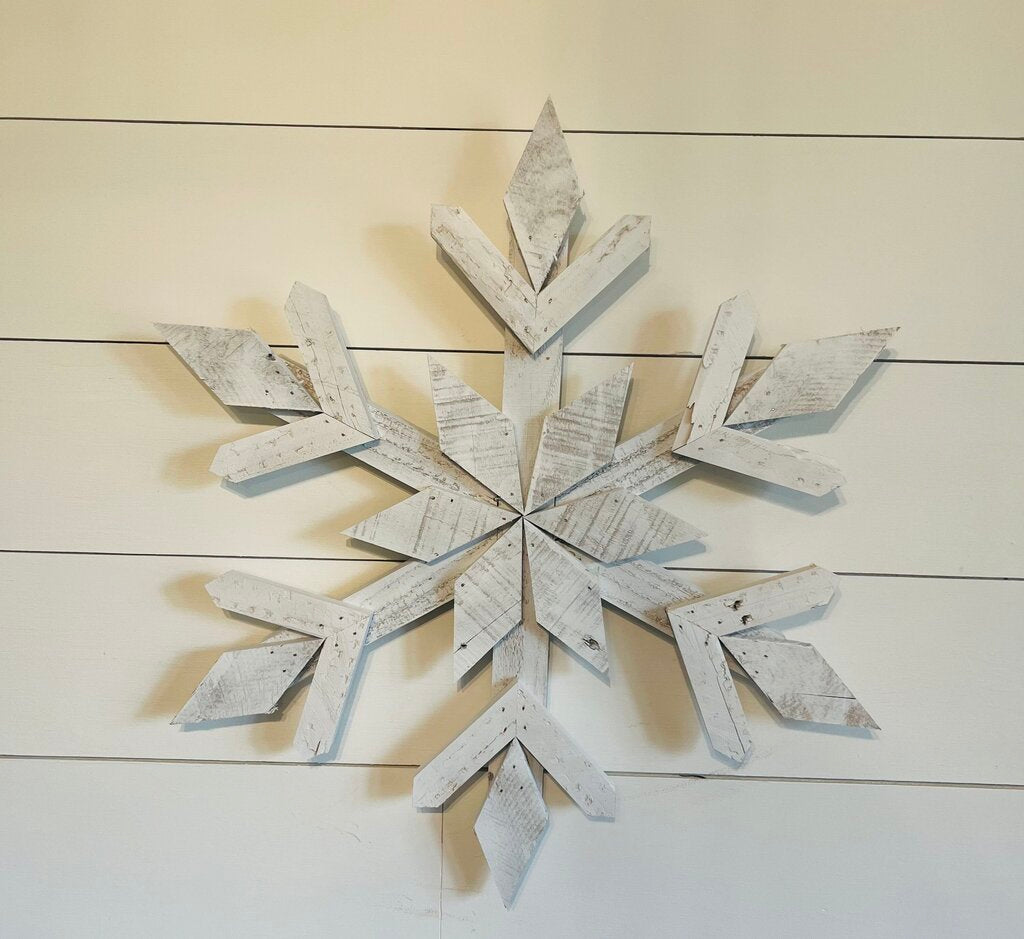 White Single Chevron Pallet Snowflake