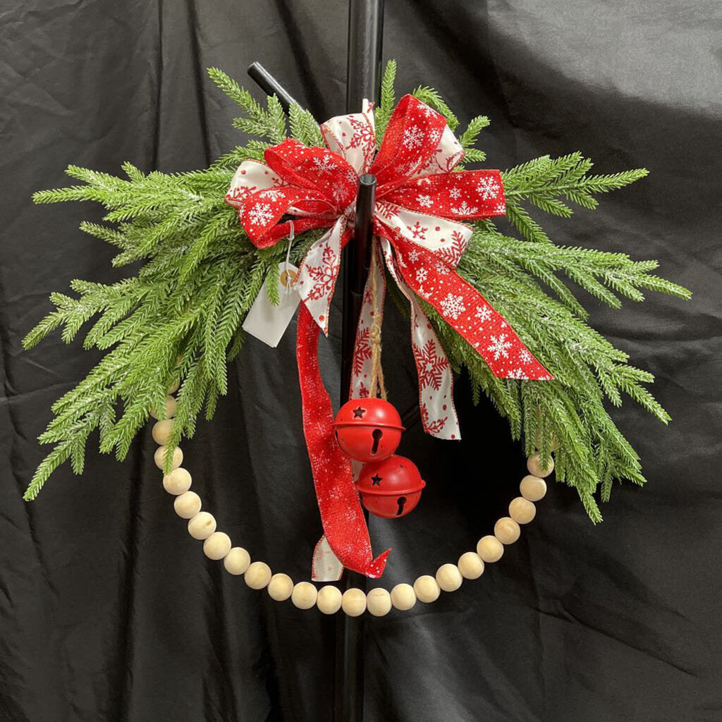 14in Bead Wreath w/Christmas & Bells