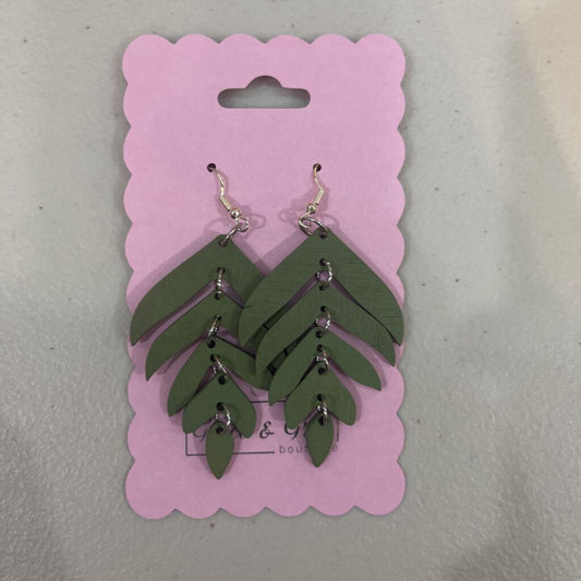 Green Leaf Dangle Earring