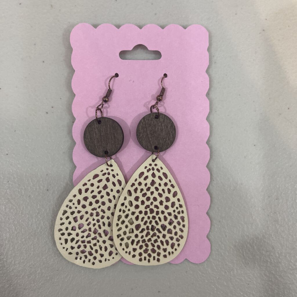 Boho Cream Teardrop Earring