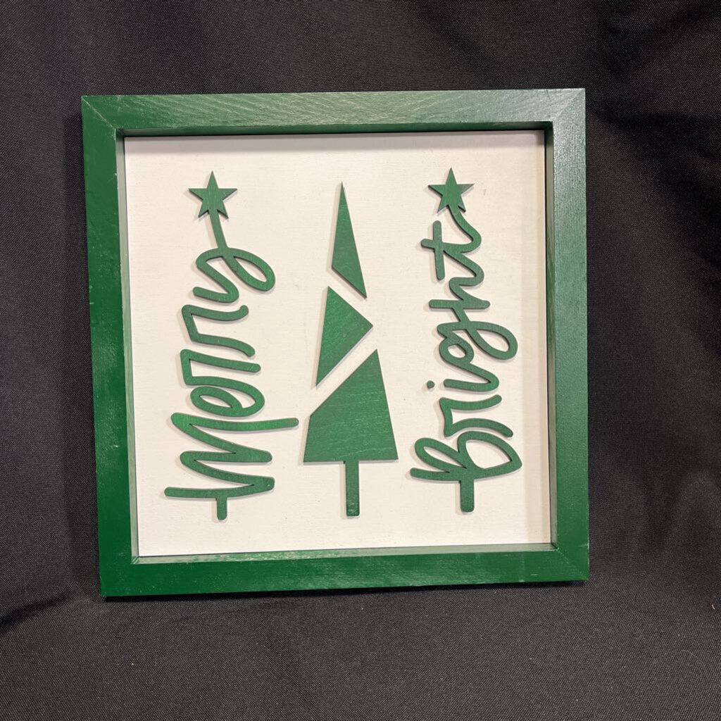 Merry & Bright tree sign - green 10x10