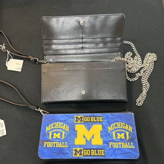 Wrislet Michigan Football