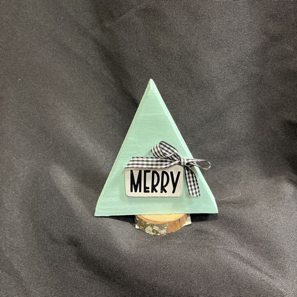 Mini Christmas triangle (merry)