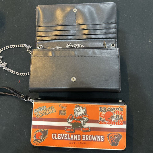 Clev Browns Helmet Collage Wristlet/Purse