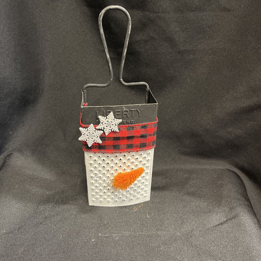 Small Snowman Grater