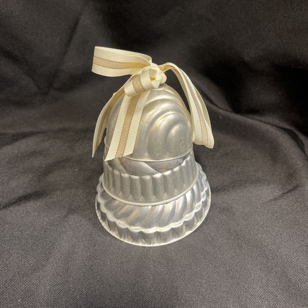 Jello Tin Bell Ornament